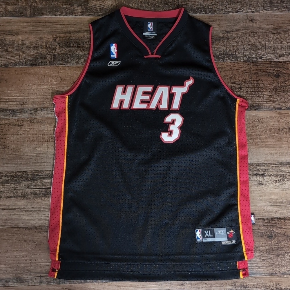 Vintage Reebok Dwayne Wade #3 Miami Heat Jersey Size XL Stitched